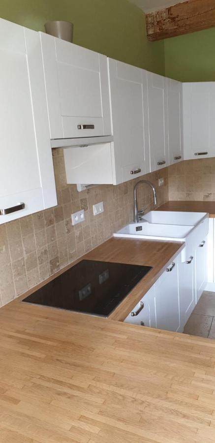 Appt 75m2 terrasse 12m2 Lägenhet Tourbes Exteriör bild